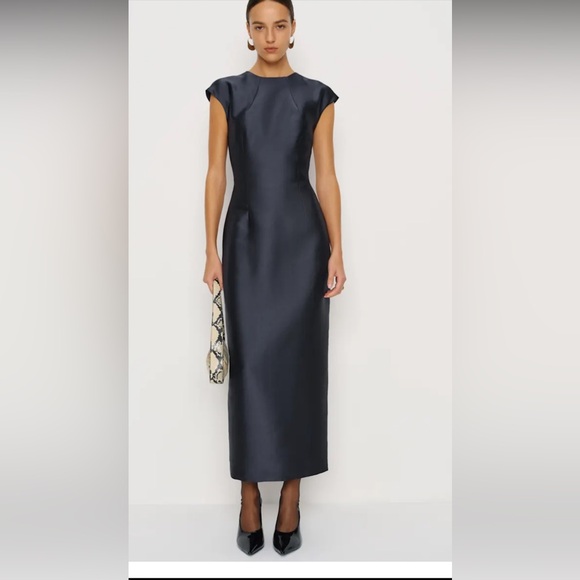 Reformation Dresses & Skirts - Reformation Belden Dress